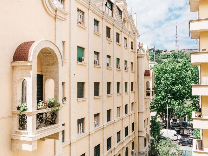 ローマ Adriano Augusto Bed & Breakfast エクステリア 写真
