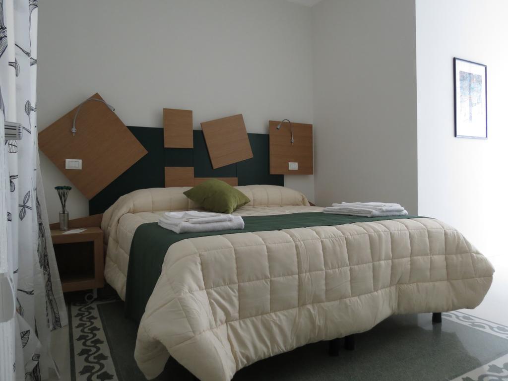 ローマ Adriano Augusto Bed & Breakfast 部屋 写真