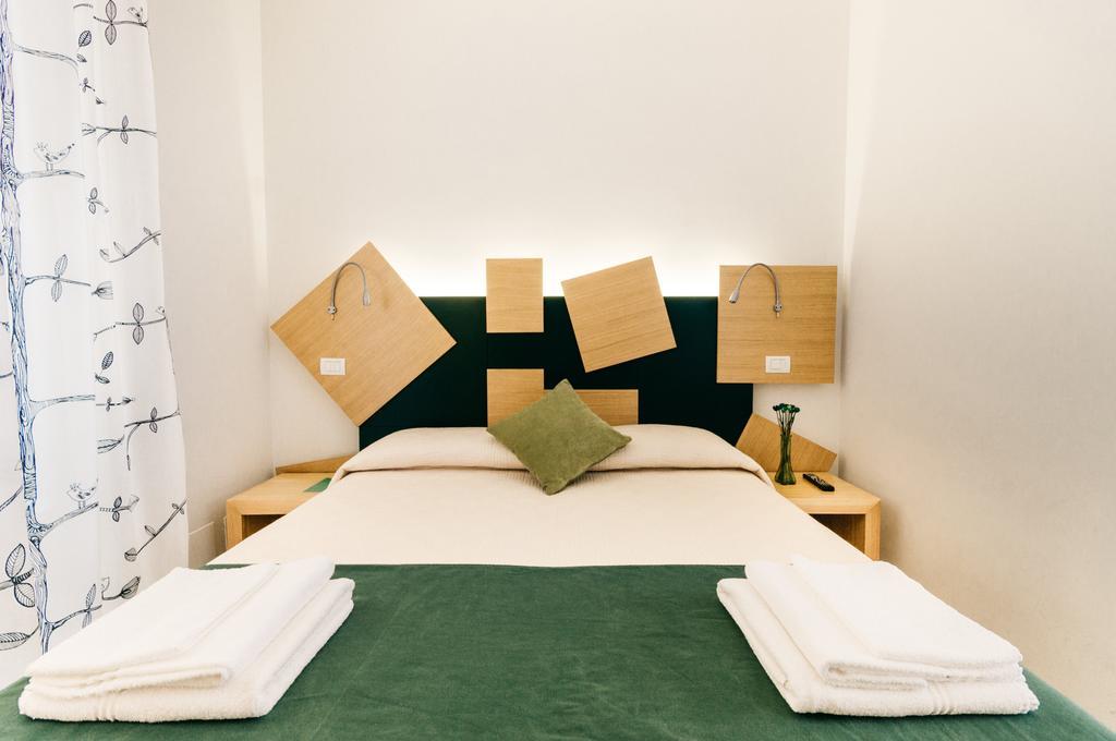 ローマ Adriano Augusto Bed & Breakfast 部屋 写真