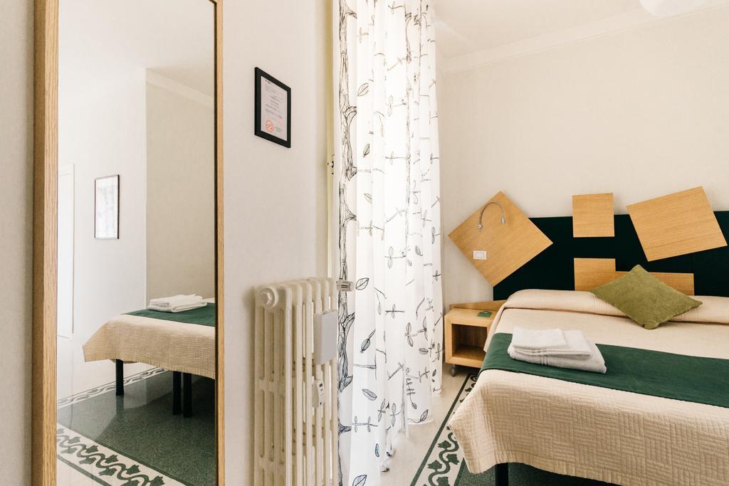 ローマ Adriano Augusto Bed & Breakfast 部屋 写真