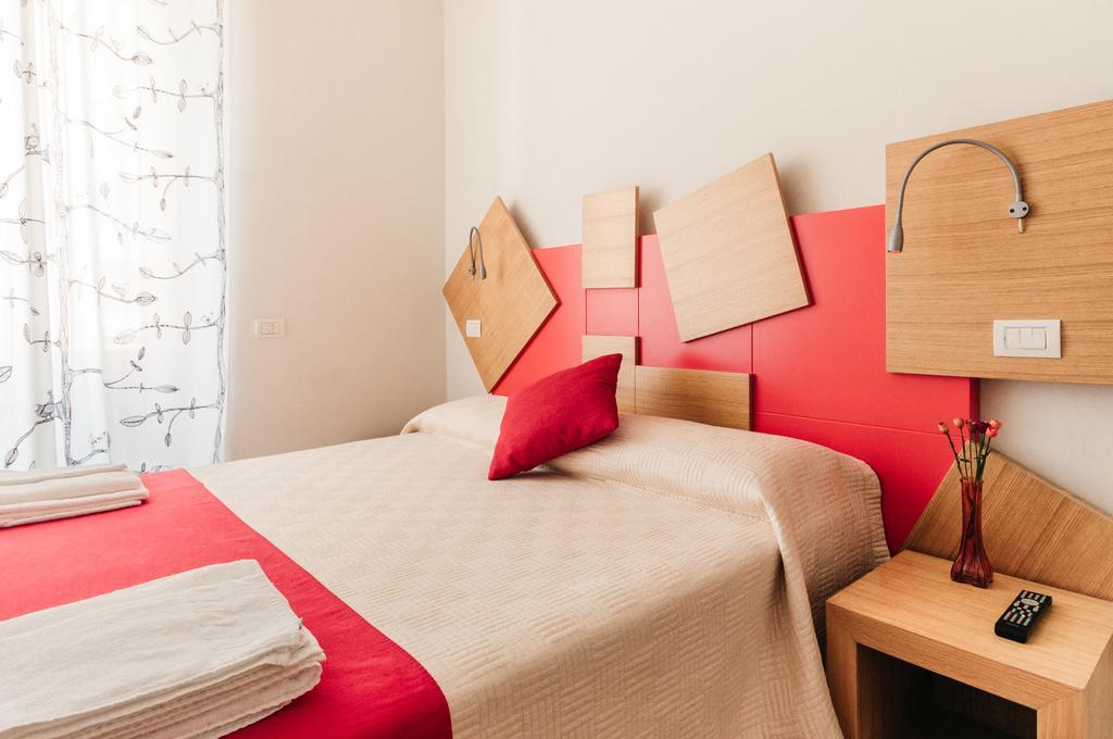 ローマ Adriano Augusto Bed & Breakfast 部屋 写真